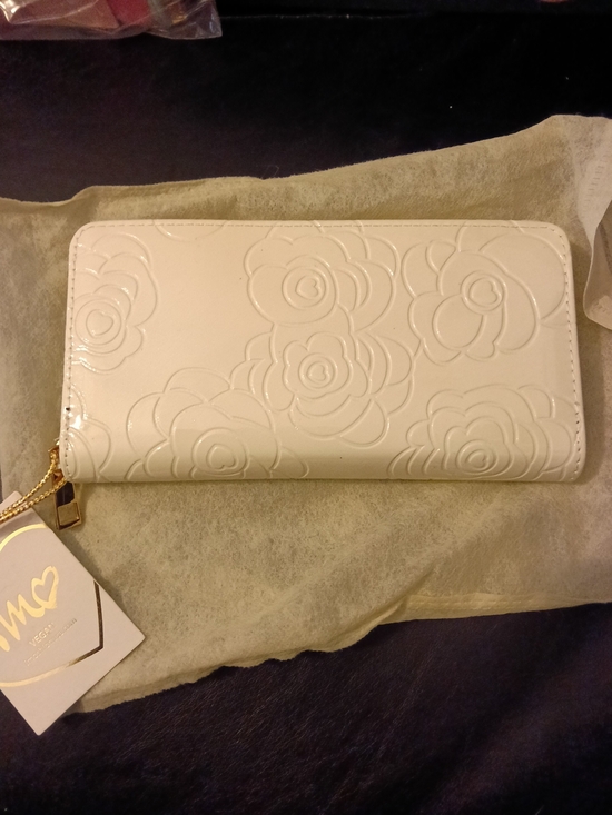 IMOSHIONUSA Handbags - Off White Embossed Floral Patent Zip-Around Wallet